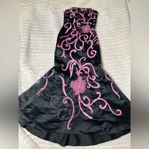 Prom dress!! Size 8. Worn once